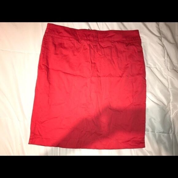 Coral pink pencil skirt with slit - Picture 1 of 2